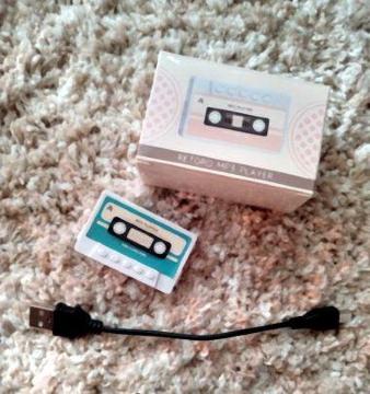 Viag MP3 v[[ TFJ[h MicroUSB[d JZbgfUC yĐu[