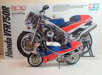 ^~oCNvf1/12hϊiz_VFR750
