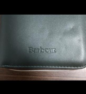 ViBarbourouA[}`P[X