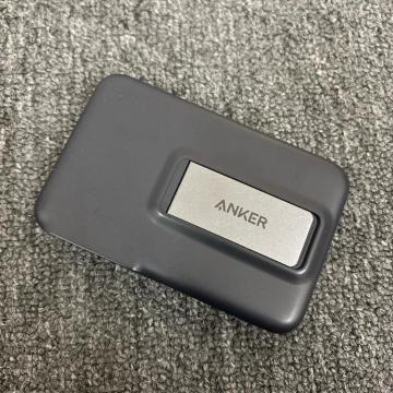 Anker MagGo Power Bank A1654 ���o�C���o�b�e���[