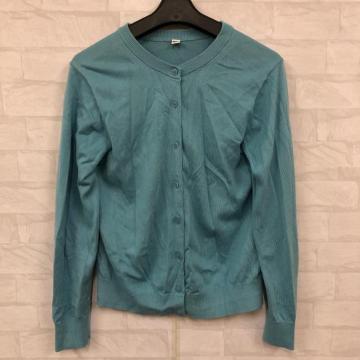  UNIQLO jN UVJbgN[lbNJ[fBK