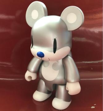 《toy2r × TOUMA》フィギュア デザイナーズトイ QEE kidrobot artist TOY ヴィンテージ トウマ