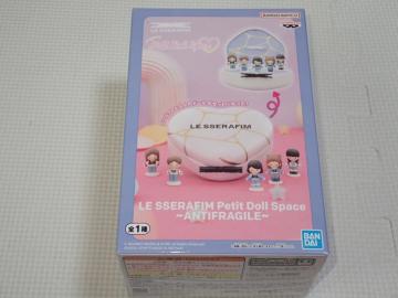 LE SSERAFIM Petit Doll Space ANTIFRAGILE���V�i���J��