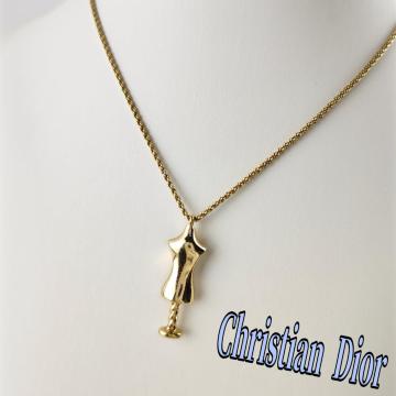 Christian Dior lbNX