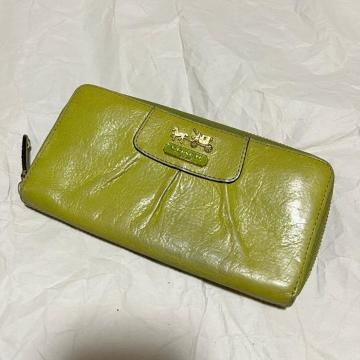 �B�yCOACH / �R�[�`�z���U�[ / ���E���h�t�@�X�i�[ �����z �O���[���n