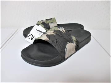 ZARA U Jt[W T_/Y/41/26.5cmVi