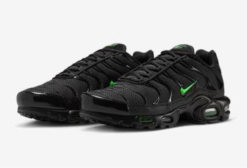 NIKE AIR MAX vX