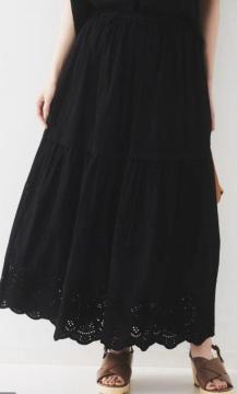 アンタイトル☆2025春夏人気☆スカラップ刺繍スカート