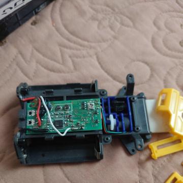 �~�j�b�c���i���