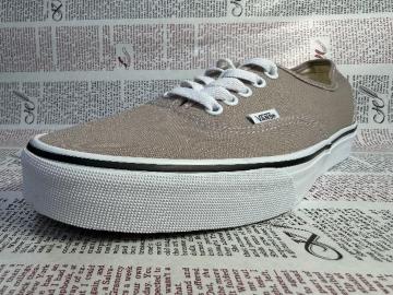 ��VANS �I�[�Z���e�B�b�N 28.0 �V�i����!