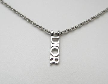 Christian Dior �f�B�I�[�� Dior���S �l�b�N���X �`���[�J�[ �V���o�[��USED���y���������z