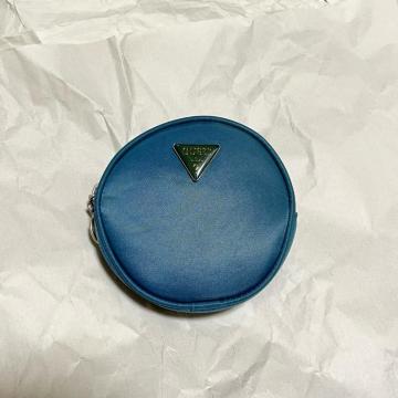 �yGUESS / �Q�X�z �ی^ �|�[�`�E�������� / �u���[�n �}���`�P�[�X