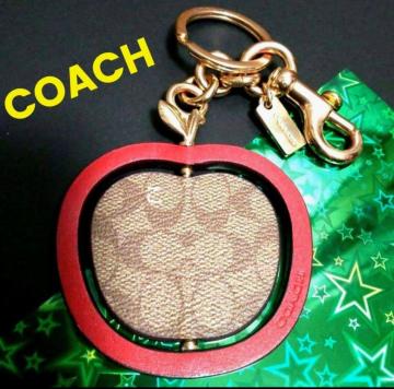 COACH アップル&シグネチャー チャーム・キーホルダー、美品