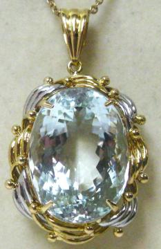 �ɔ��iK18Pt900 18���v���`�i �y���_���g����A�N�A�}����30.80ct