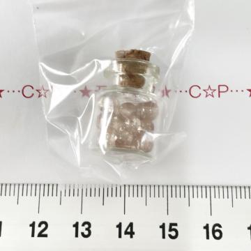 29*クラックガラスビーズ入り ガラスの小瓶 蓋接着なし 26