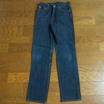 UNIQLO@W63҉82ҏ25@i