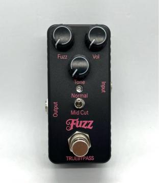 fuzz �t�@�Y �M�^�[ �G�t�F�N�^�[ �y�_�� �R���p�N�g �c�� ���g�p