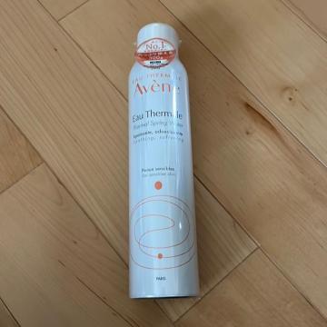 アベンヌウォーター化粧水敏感肌用300g