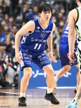 11 佐藤 凪選手着用・直筆サイン入りYOKOHAMA ARENA THE GAME