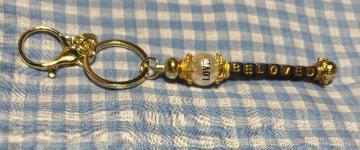 �r�[�Y�@�L�[�z���_�[