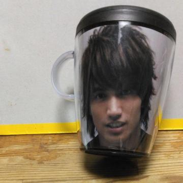 WF[CFʐ^菬ȃ^u[