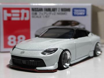 【トミカ改】日産 フェアレディZ NISMO