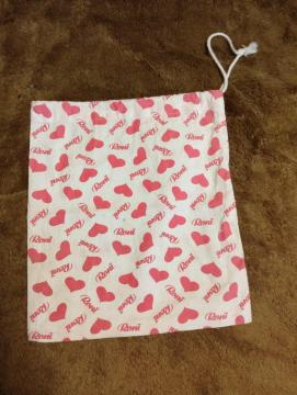 �䂤�p�P�b�g�������݁�Roni�В�