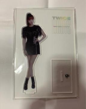 TWICE �~�i�@�����A�N�����X�^���h�@LIGHTS