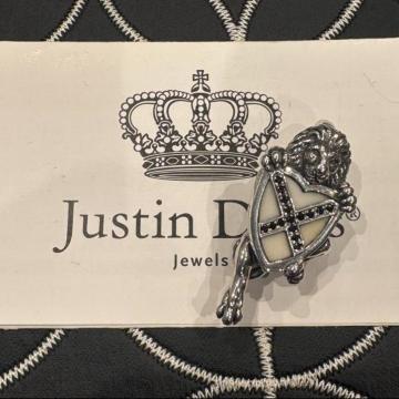 ViJUSTIN DAVISREGAL LION PENDANTCIy_g艿86,900~