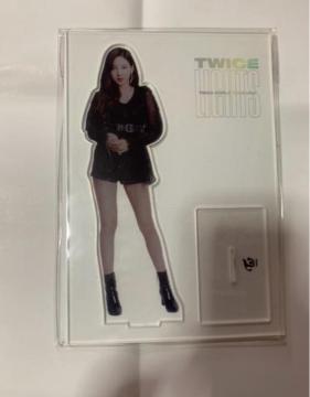 TWICE �i�����@�����A�N�����X�^���h�@LIGHT