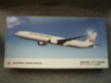 vfuJAL@B777-300ERvS27