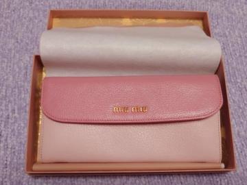 �V�i miumiu �}�h���X�S�[�g���U�[�����O�E�H���b�g �����z �s���N