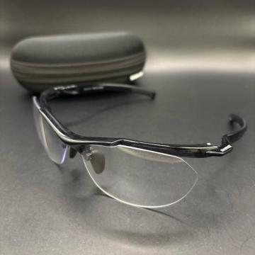 ���� SWANS �X�����Y �T���O���X Airless Core