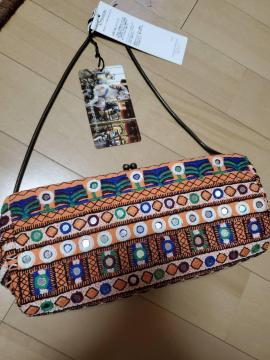 ^OtViGRACE CONTINENTAL ܌obNB    iB