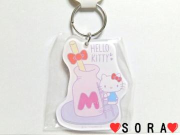 【キティ】可愛い♪ MEET HELLO KT´S WORLD  鍵.ポーチ.バッグに キーホルダー ミラーマスコット