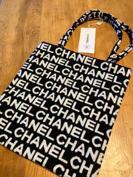 CHANEL BEAUTE �g�[�g�o�b�O
