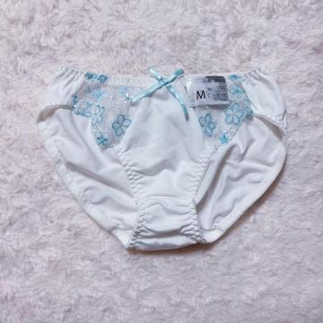 �z���C�g �V���[�c