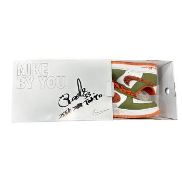 #33 M OI gpEMTC NIKE Xj[J[