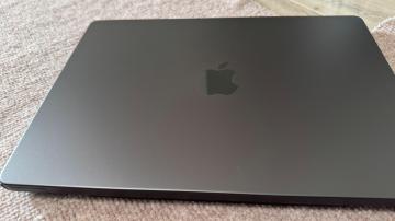 �y�ɔ��i/�ۏ�2027�N3���zMacBook Pro 14 M5 24GB/512GB �X�y�[�X�u���b�N �[���d6��
