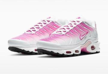 ��NIKE AIR MAX PLUS��