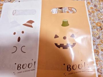 ����������HALLOWEEN���b�s���O�o�b�N2����