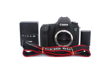 �y���ď������o�c�O���̋@���́�Canon 6D �{�f�B��