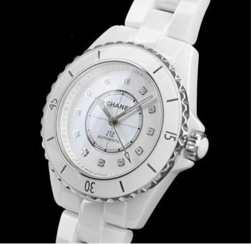 �V���l�� CHANEL J12 33MM H10472