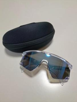 ��OAKLEY �I�[�N���[ �T���O���X �O���f�[�V���� �~���[�����Y���H/�����Y