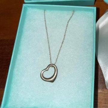 �V�i���g�p�@Tiffany & Co. �I�[�v���n�[�g�l�b�N���X�@�V���o�[