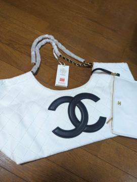 CHANEL �V���l�� �m�x���e�B �g�[�g�o�b�O �|�[�`�t�� �z���C�g