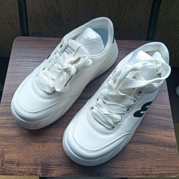 Vi 23.5cm fB[X Xj[J[ zCg V[Y C JWA