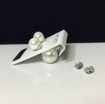 最高級 貝パールピアス(キャッチパール約10mm玉)