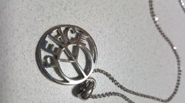 PEACE Vo[̃lbNX