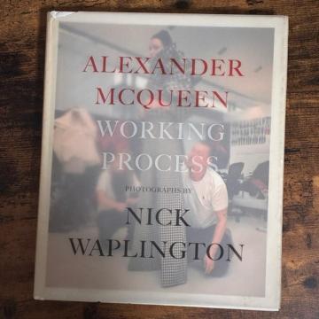 �A���L�T���_�[�E�}�b�N�C�[�� �ʐ^�W Alexander McQueen: Working Process�y�m���z�y��Łz